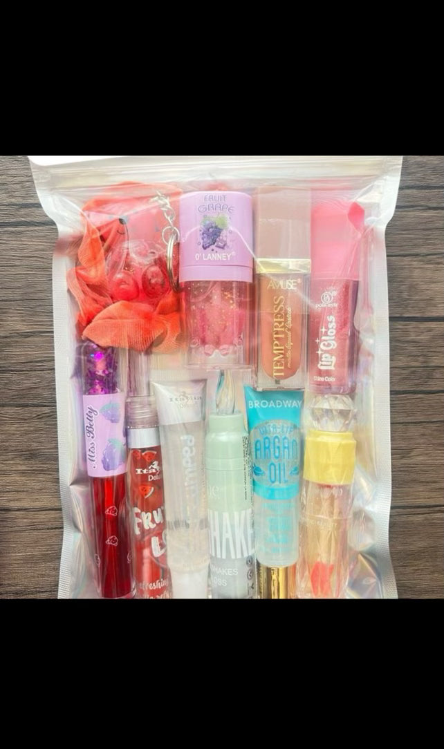 Deluxe Lip Gloss Makeup self pick bundle LIVE